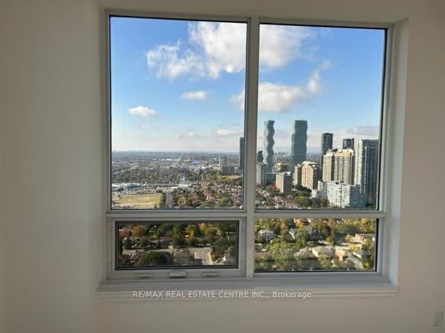 36 Elm Drive W, Unit 3608 thumbnail 8
