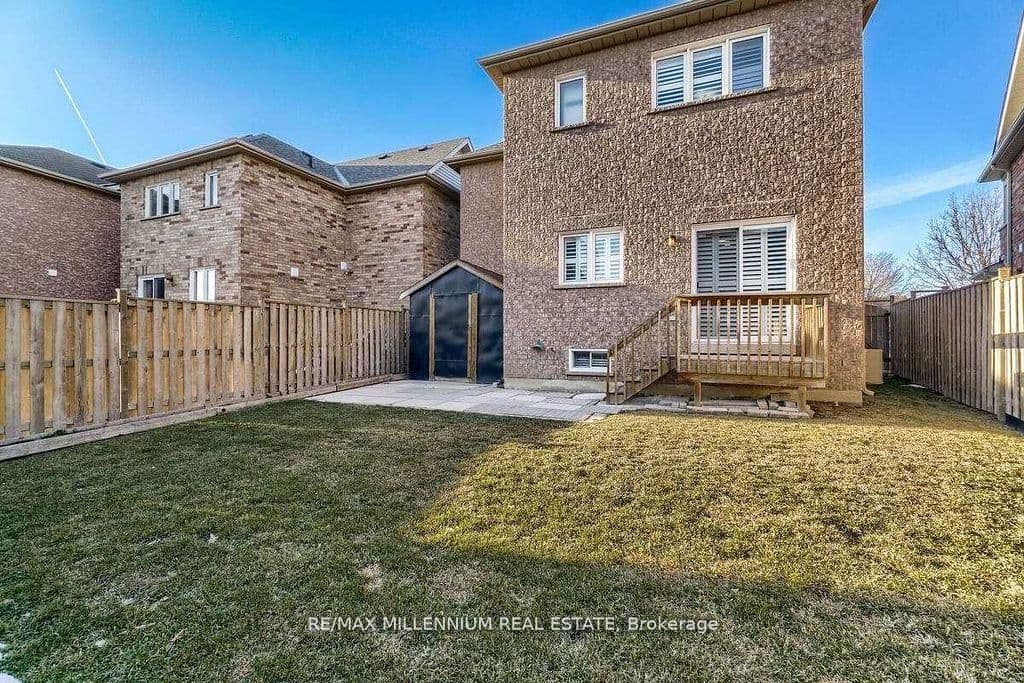 23 Calderstone Drive S thumbnail 9
