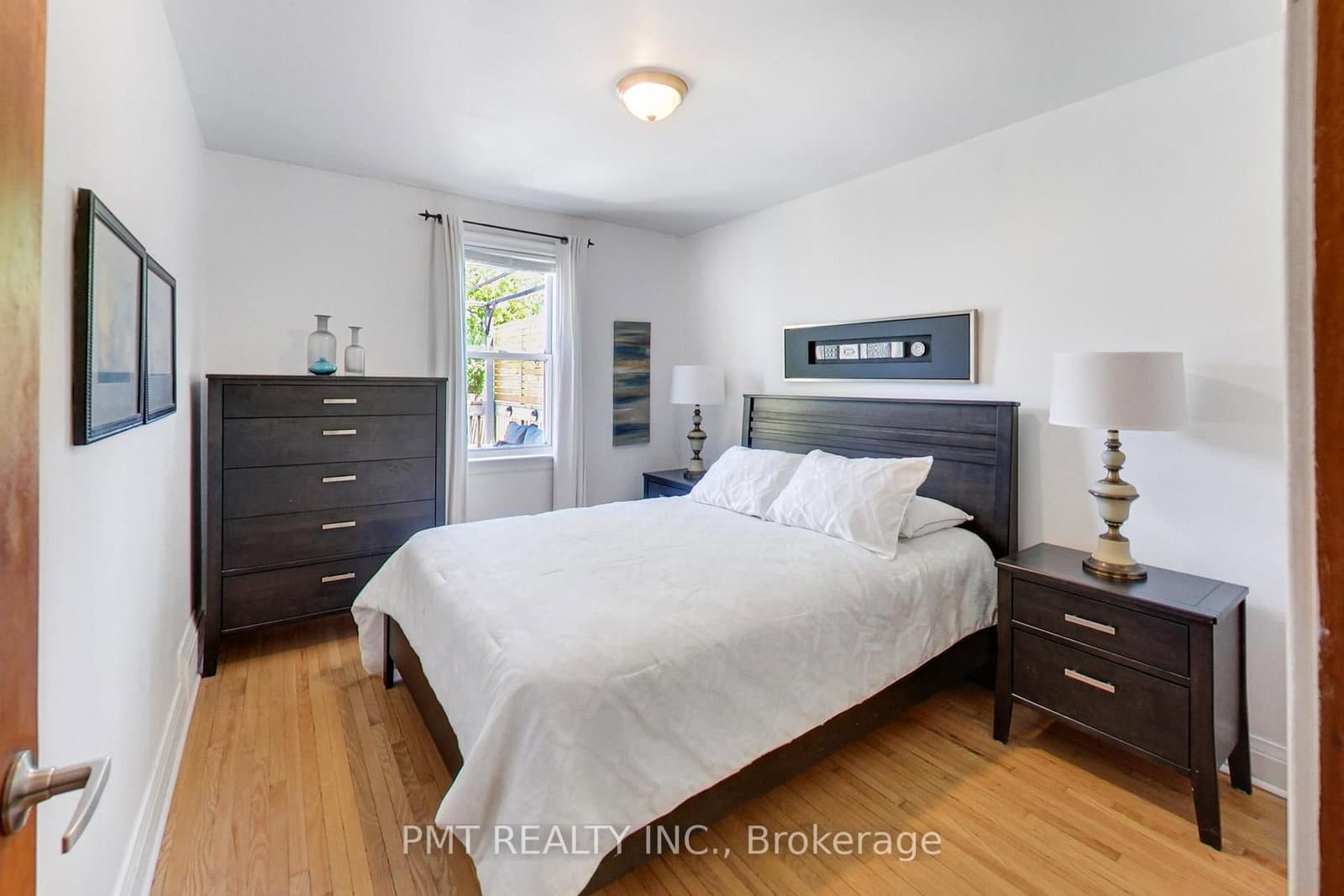 25 Ronald Avenue thumbnail 20