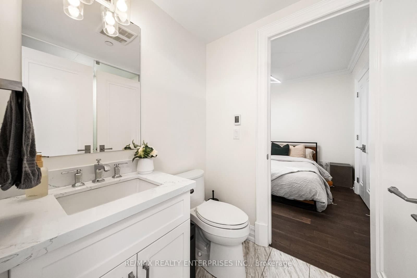 2060 Lakeshore Road, Unit 505 thumbnail 25