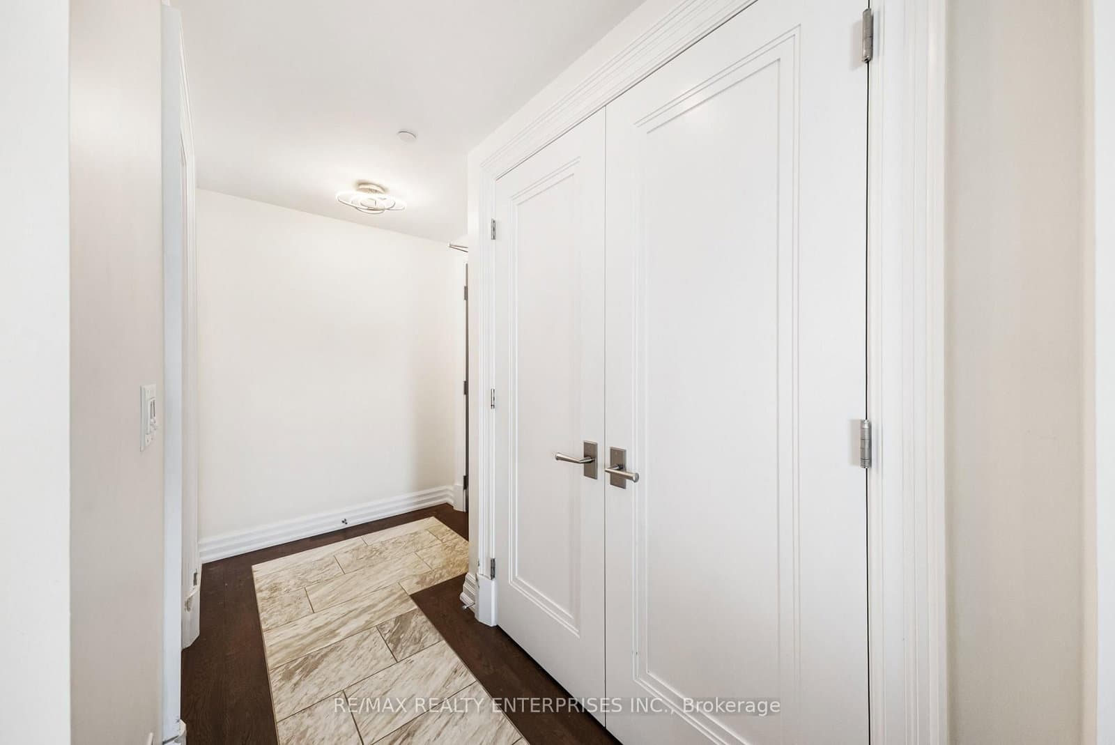2060 Lakeshore Road, Unit 505 thumbnail 28