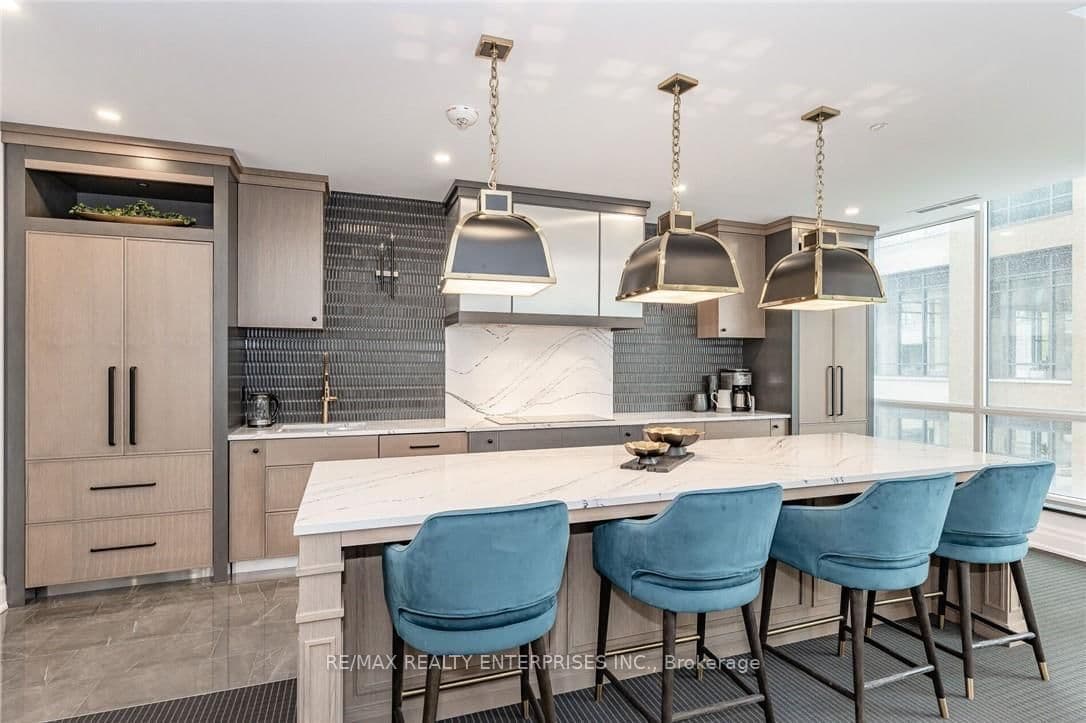 2060 Lakeshore Road, Unit 505 thumbnail 32