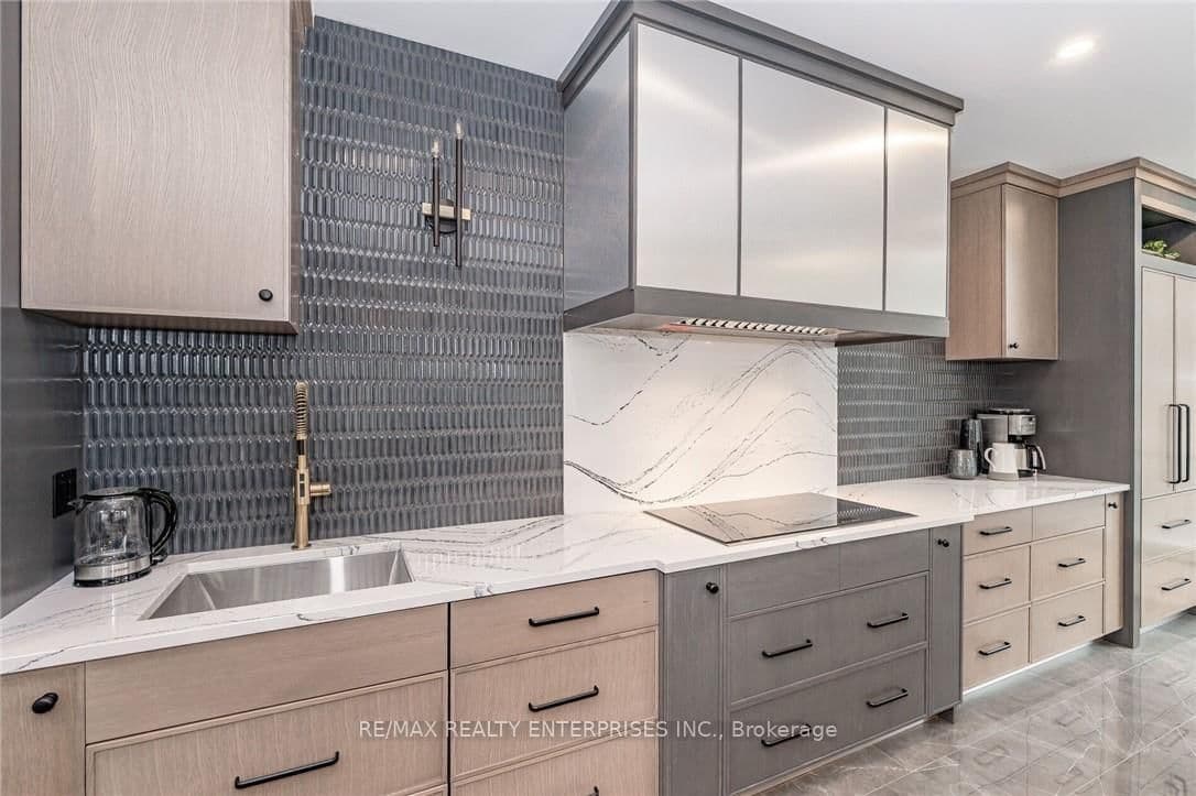 2060 Lakeshore Road, Unit 505 thumbnail 33
