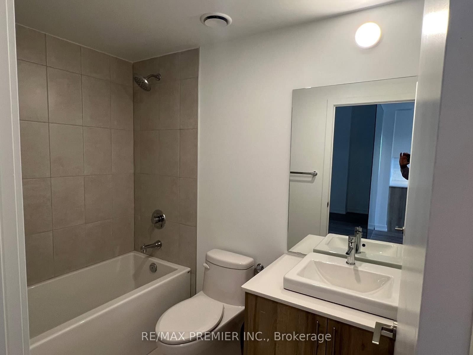 1195 The Queensway, Unit 903 thumbnail 15