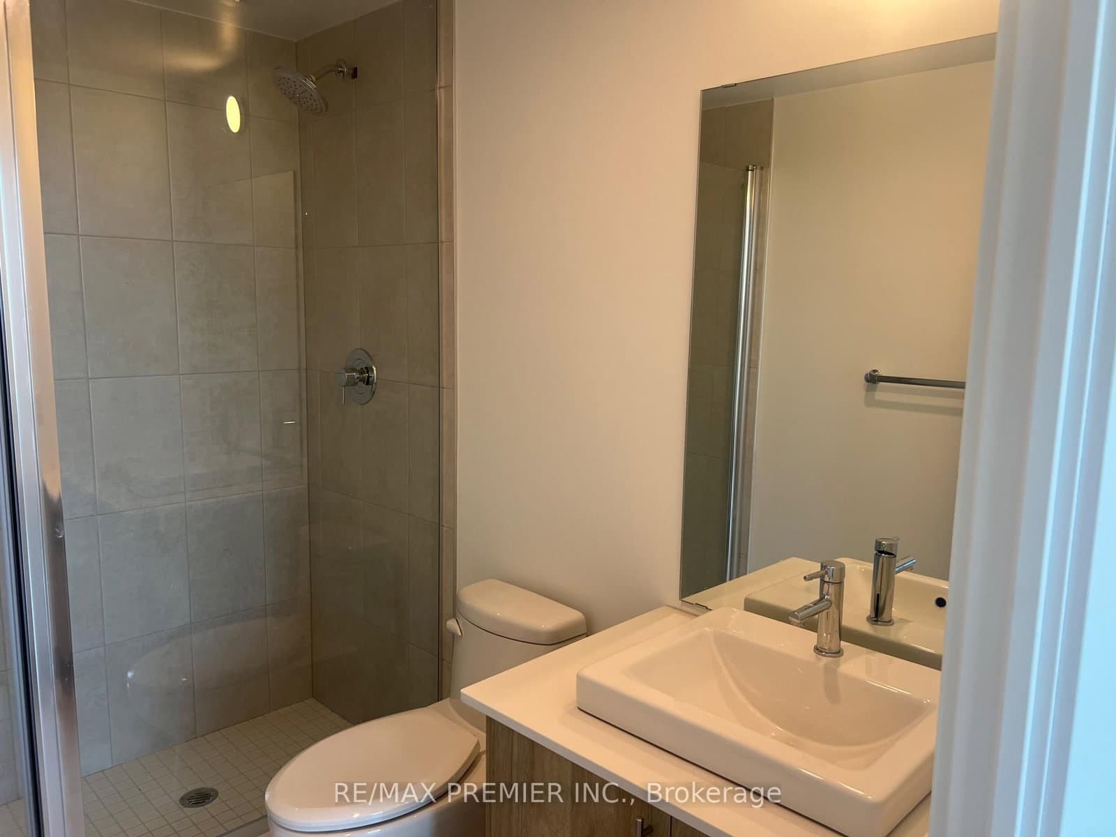 1195 The Queensway, Unit 903 thumbnail 7