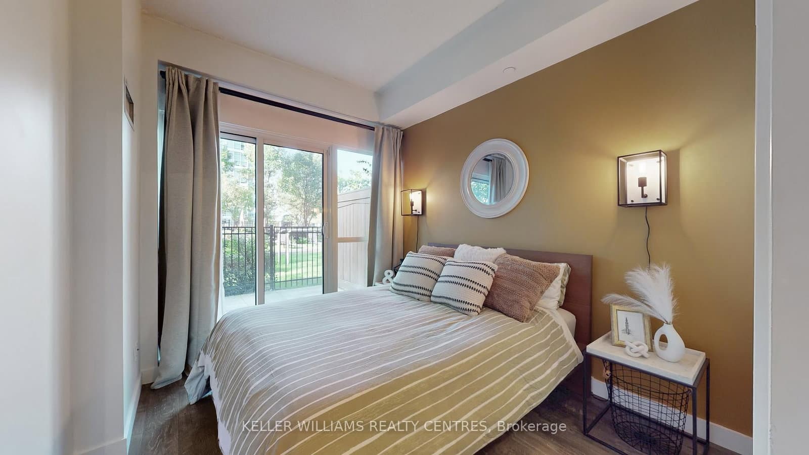 165 Legion Road N, Unit 434 thumbnail 13