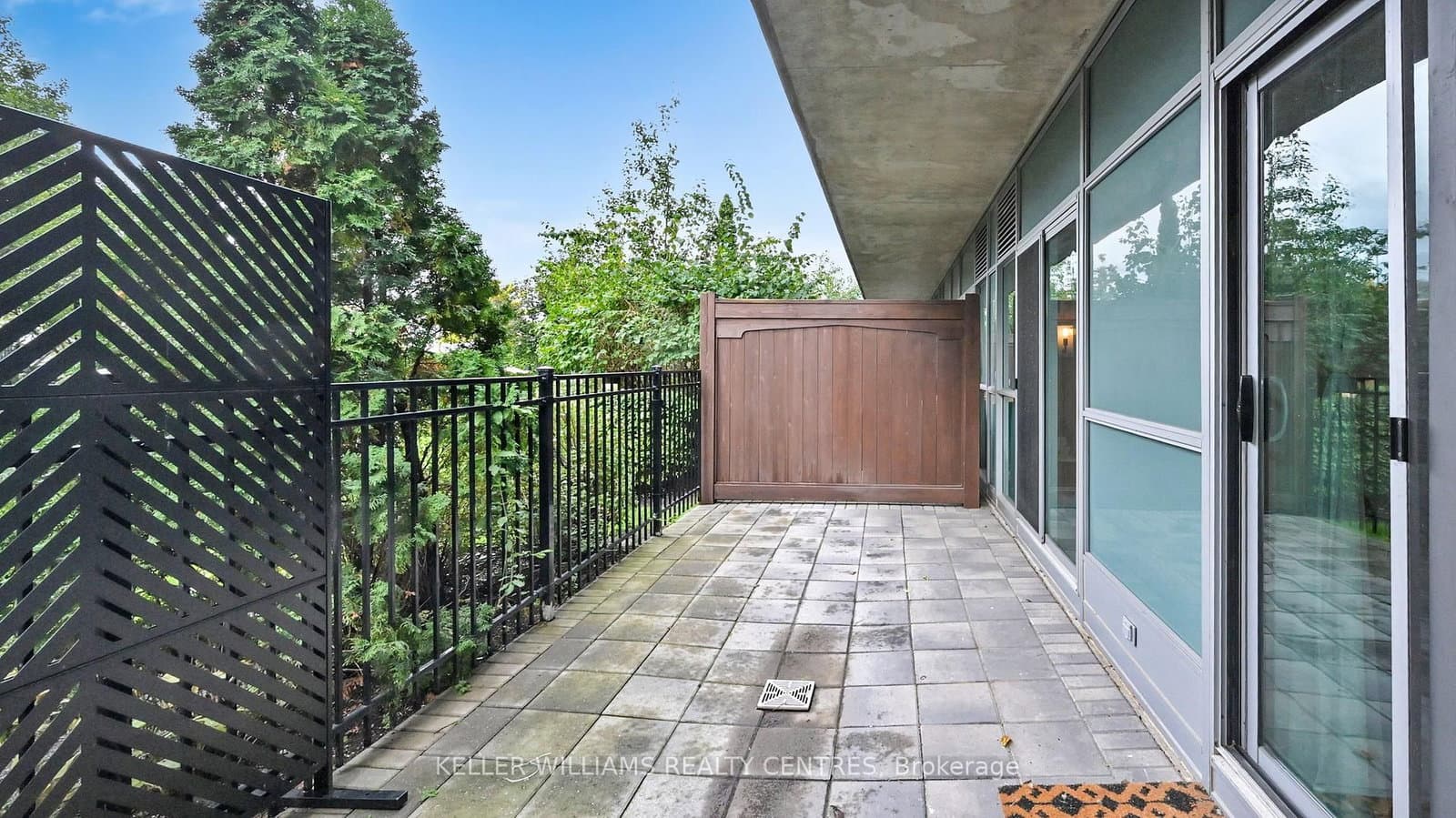 165 Legion Road N, Unit 434 thumbnail 19