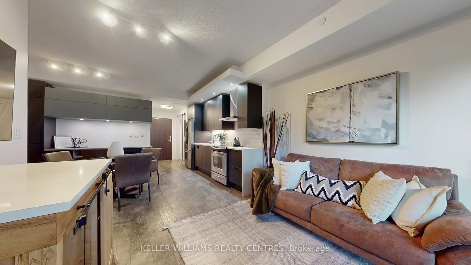 165 Legion Road N, Unit 434 thumbnail 2