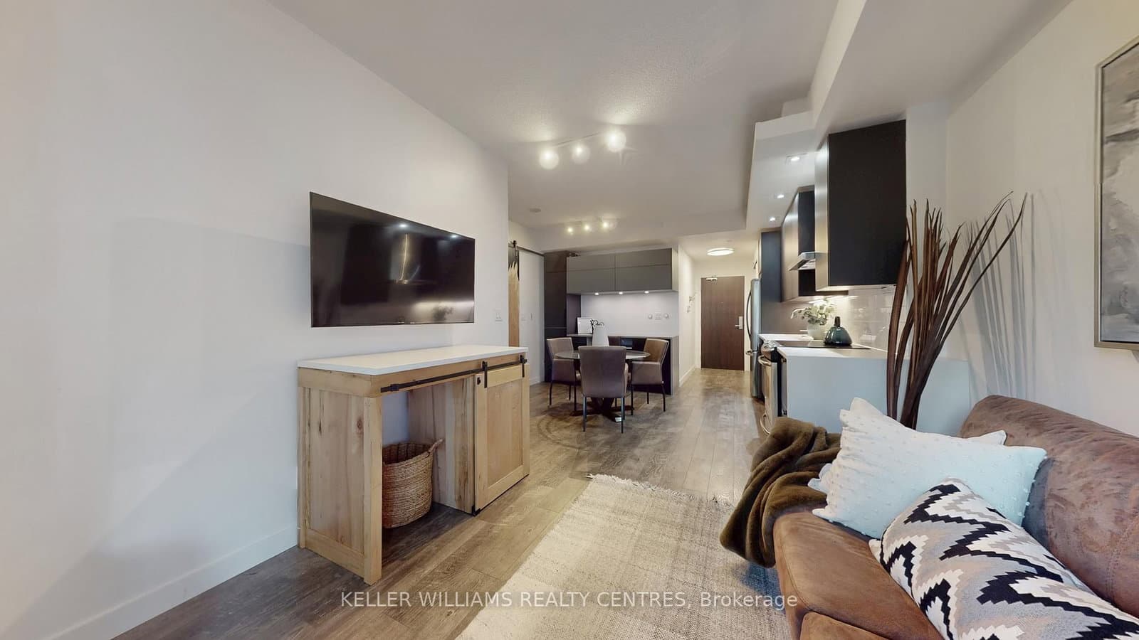 165 Legion Road N, Unit 434 thumbnail 4
