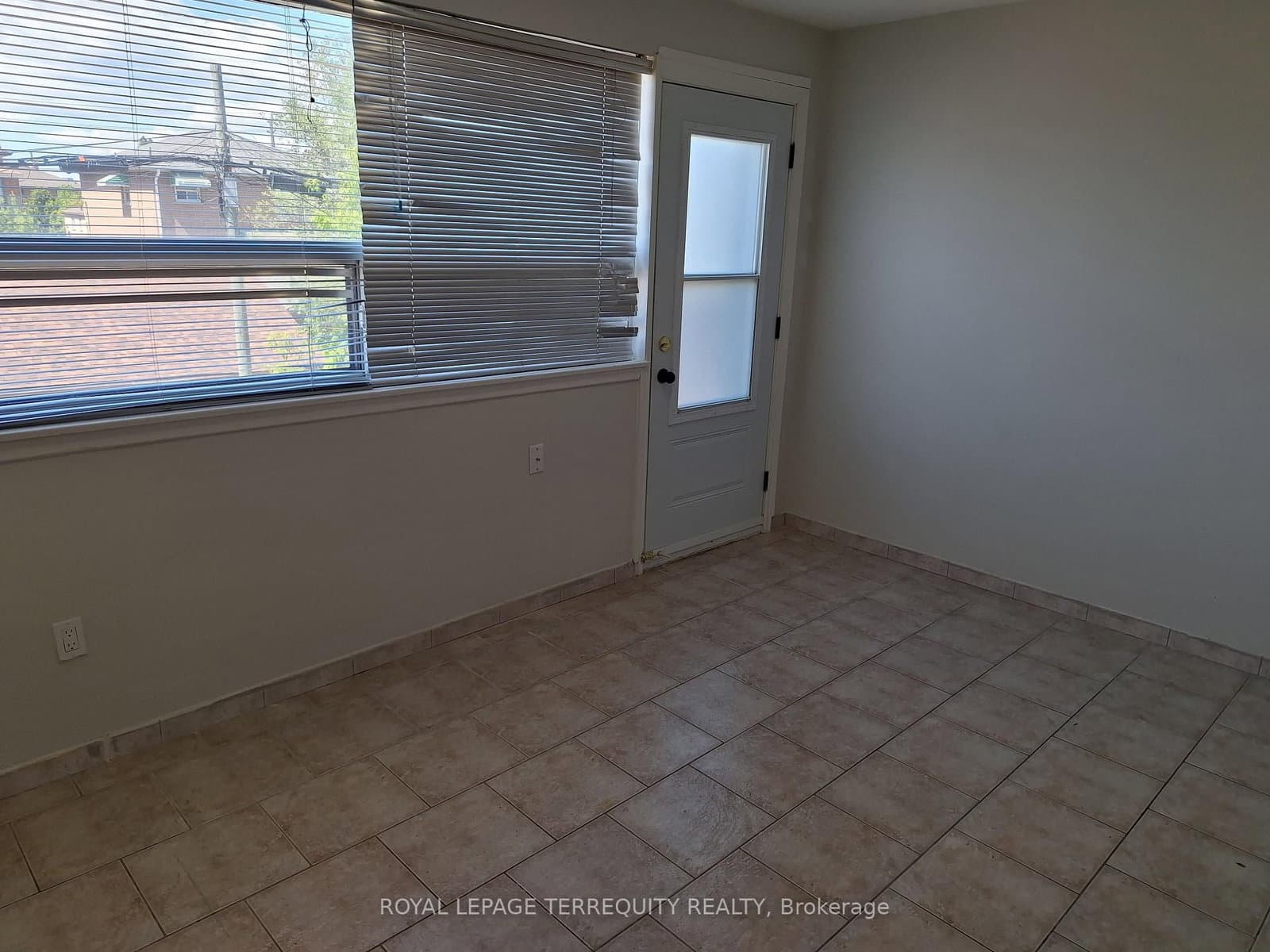 708 Wilson Avenue, Unit 2 thumbnail 6