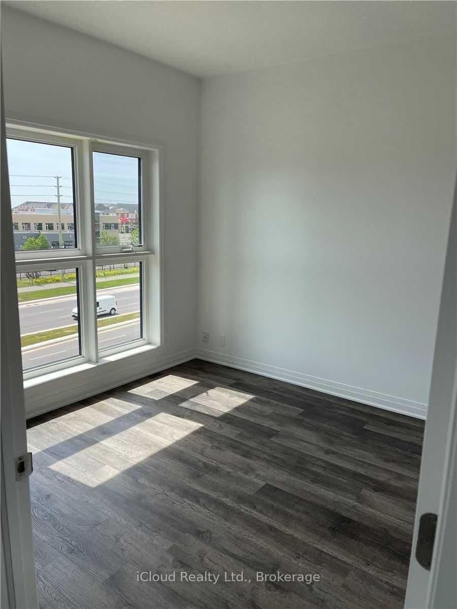 102 Grovewood Common Drive, Unit 320 thumbnail 3