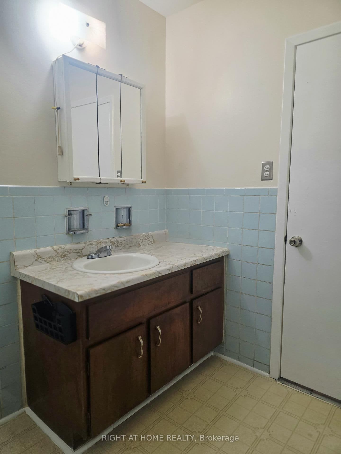 3556 Monica Drive thumbnail 32
