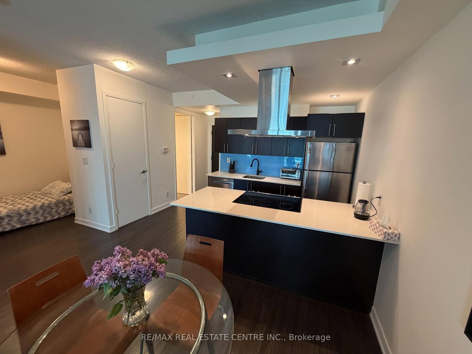 165 Legion Road N, Unit 933 thumbnail 24