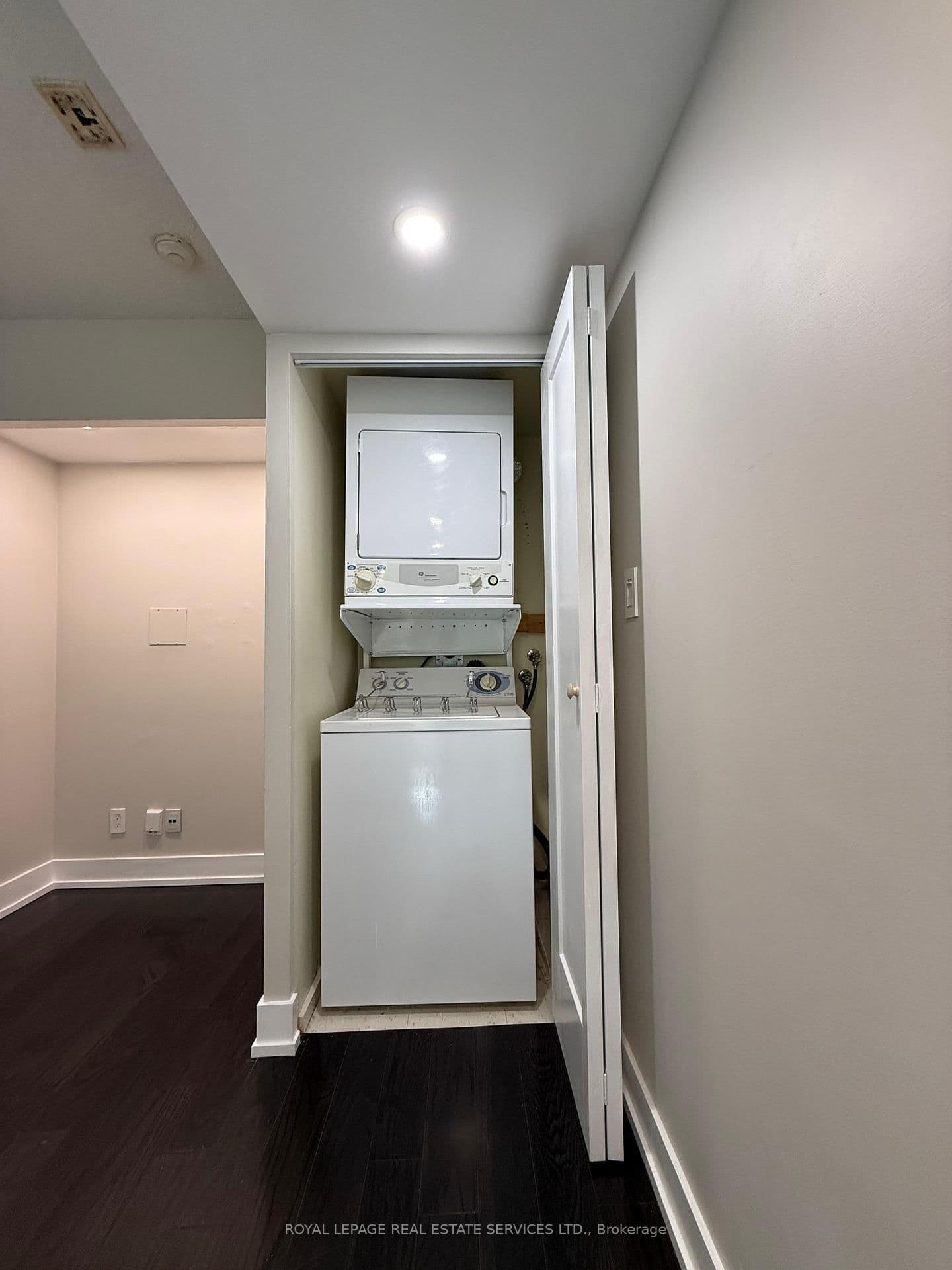 200 Manitoba Street, Unit 334 thumbnail 7