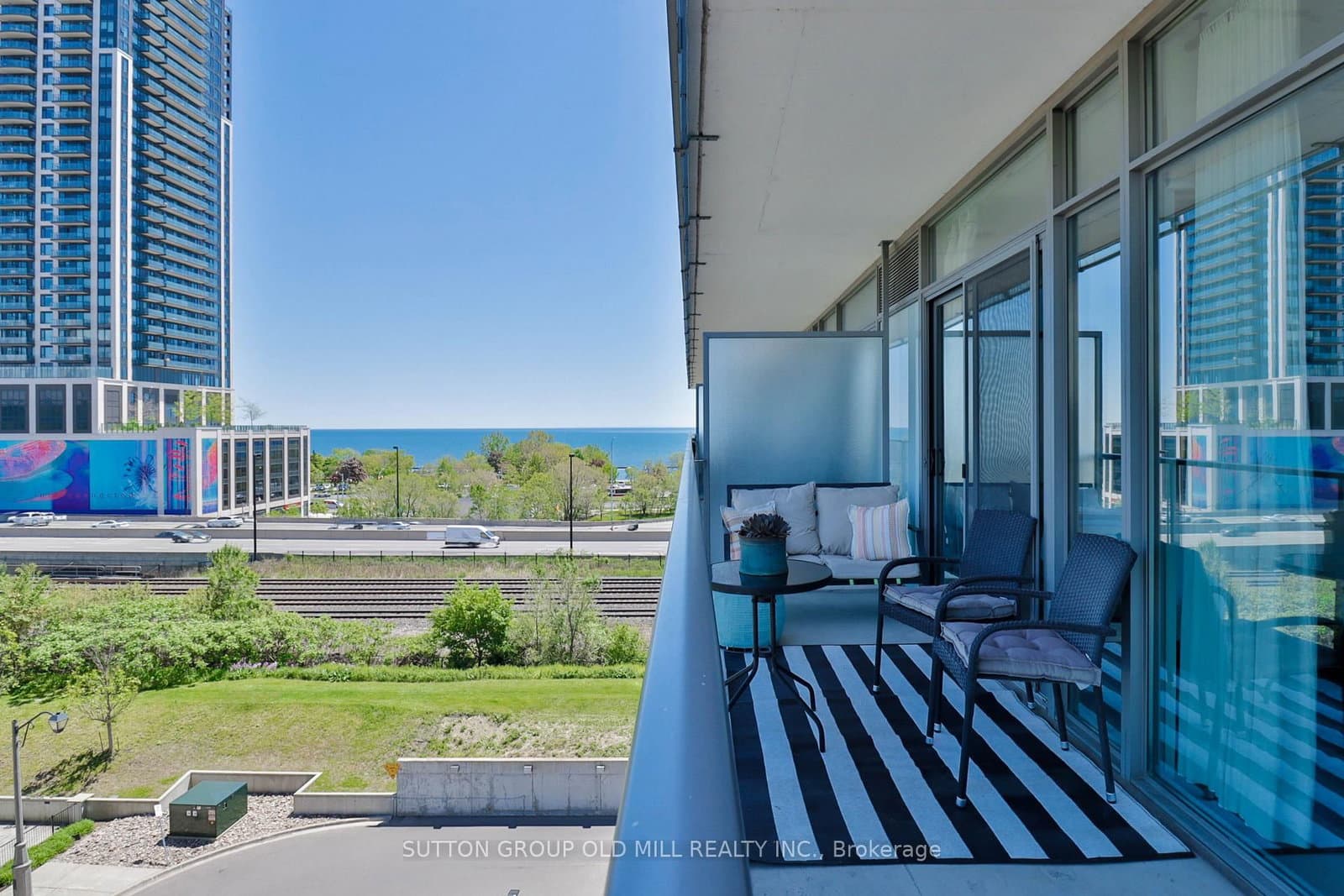 103 The Queensway, Unit 602 thumbnail 26