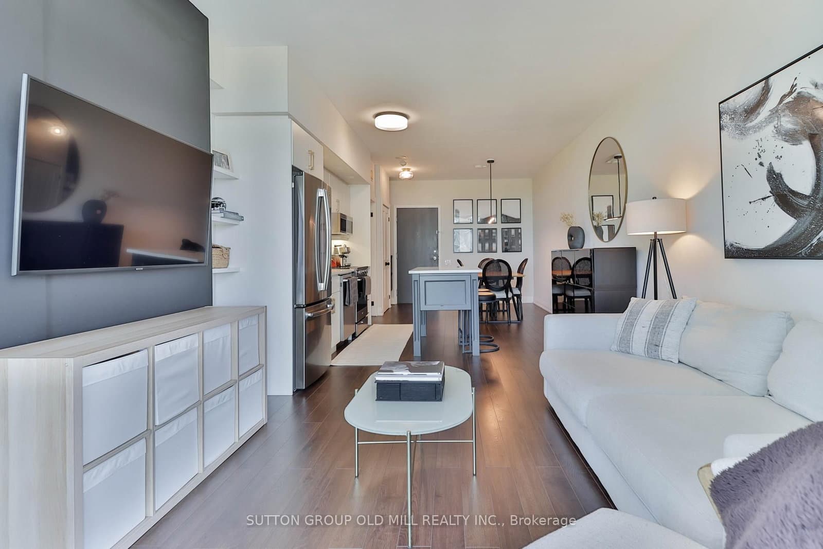 103 The Queensway, Unit 602 thumbnail 4