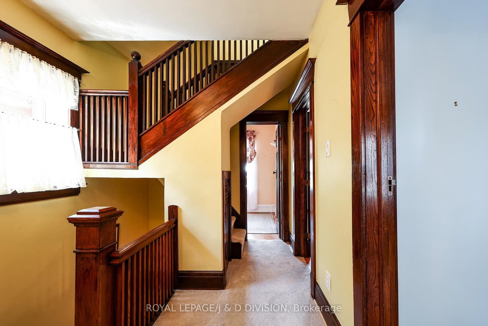 553 Runnymede Road thumbnail 15