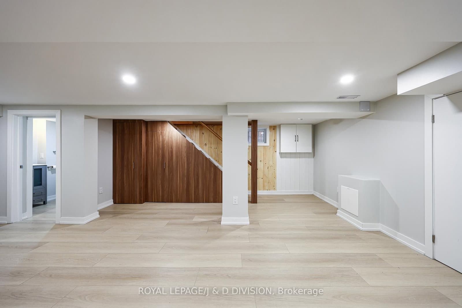 553 Runnymede Road thumbnail 26