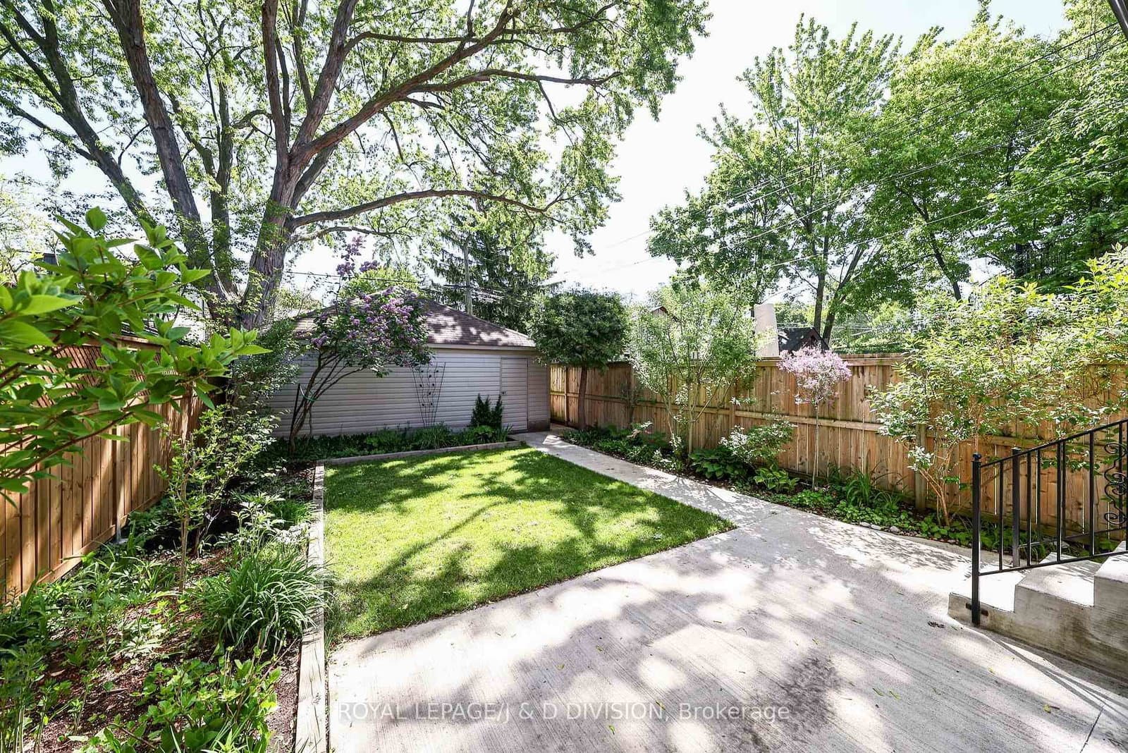 553 Runnymede Road thumbnail 29