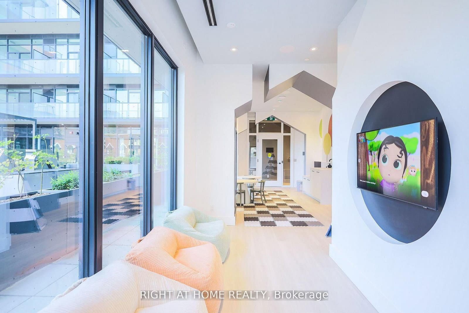 285 Dufferin Street, Unit 1608 thumbnail 30