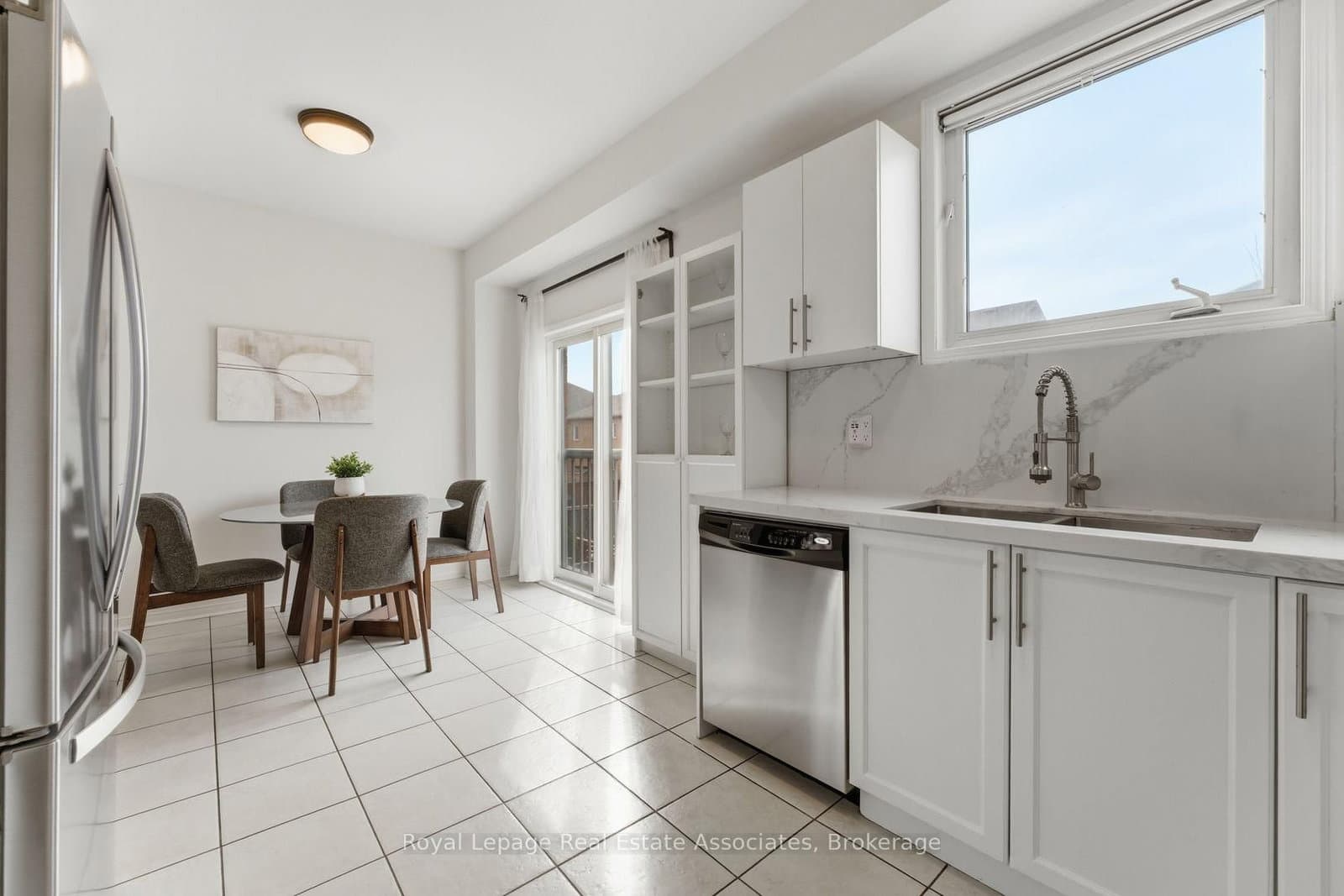 647 Courtney Valley Road thumbnail 14