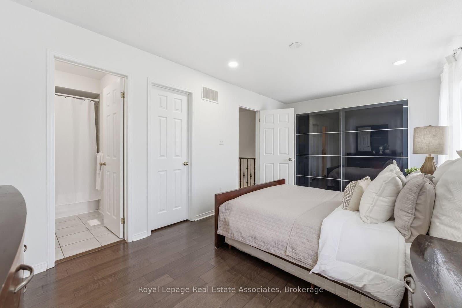 647 Courtney Valley Road thumbnail 25
