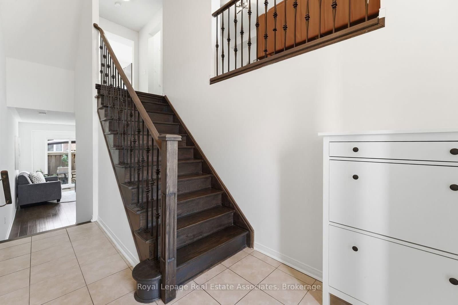 647 Courtney Valley Road thumbnail 4