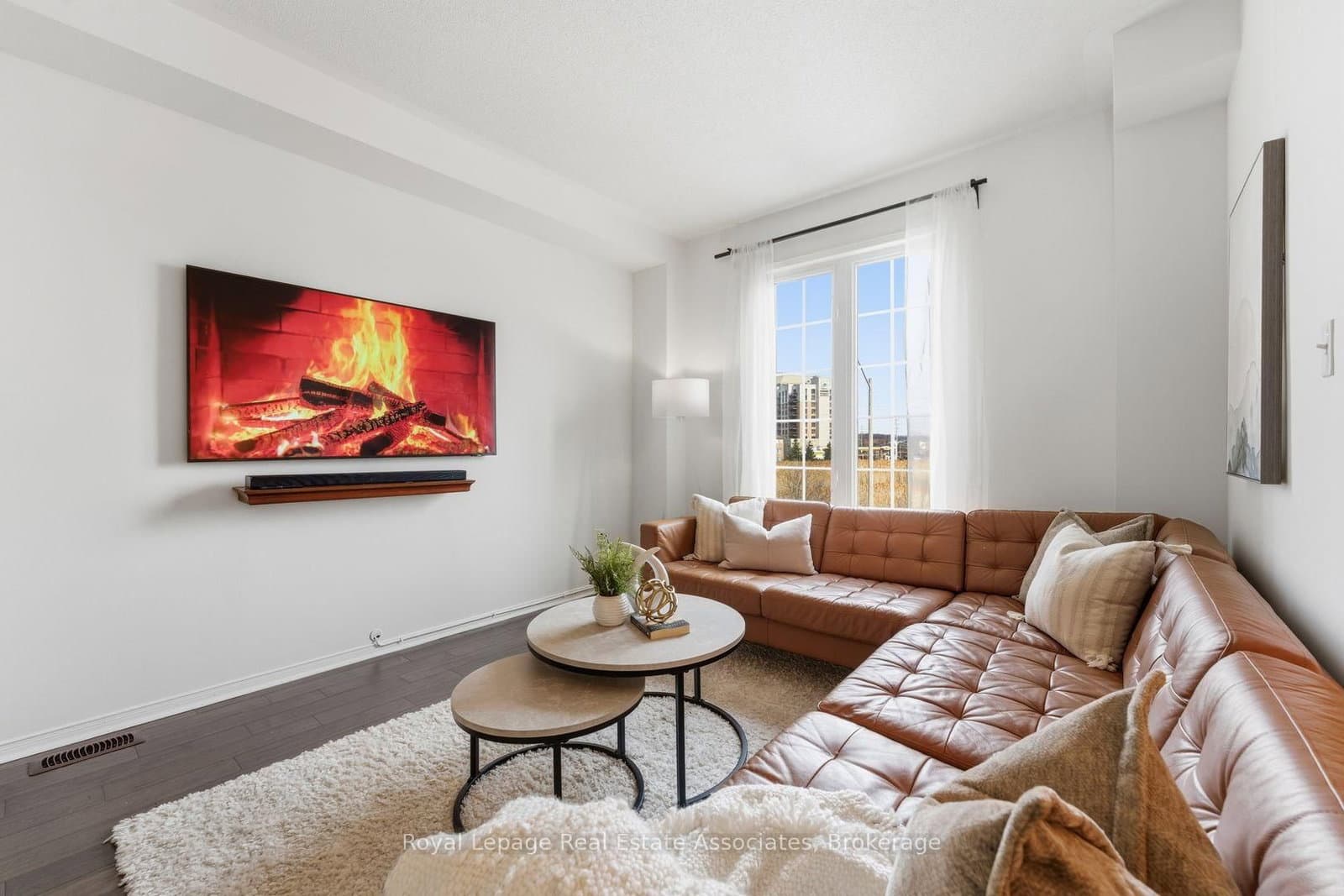 647 Courtney Valley Road thumbnail 7