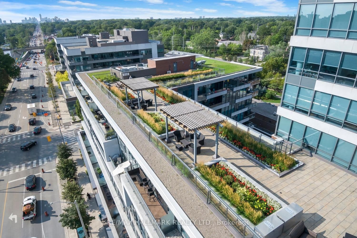 1 Hurontario Street, Unit 601 thumbnail 28