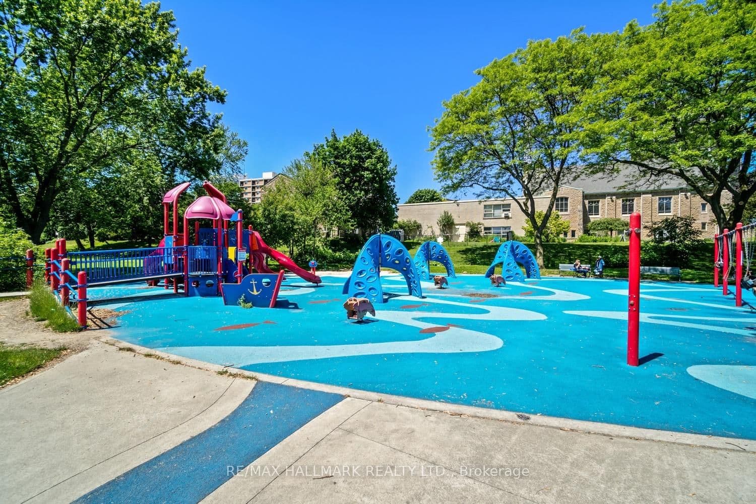 1 Hurontario Street, Unit 601 thumbnail 33