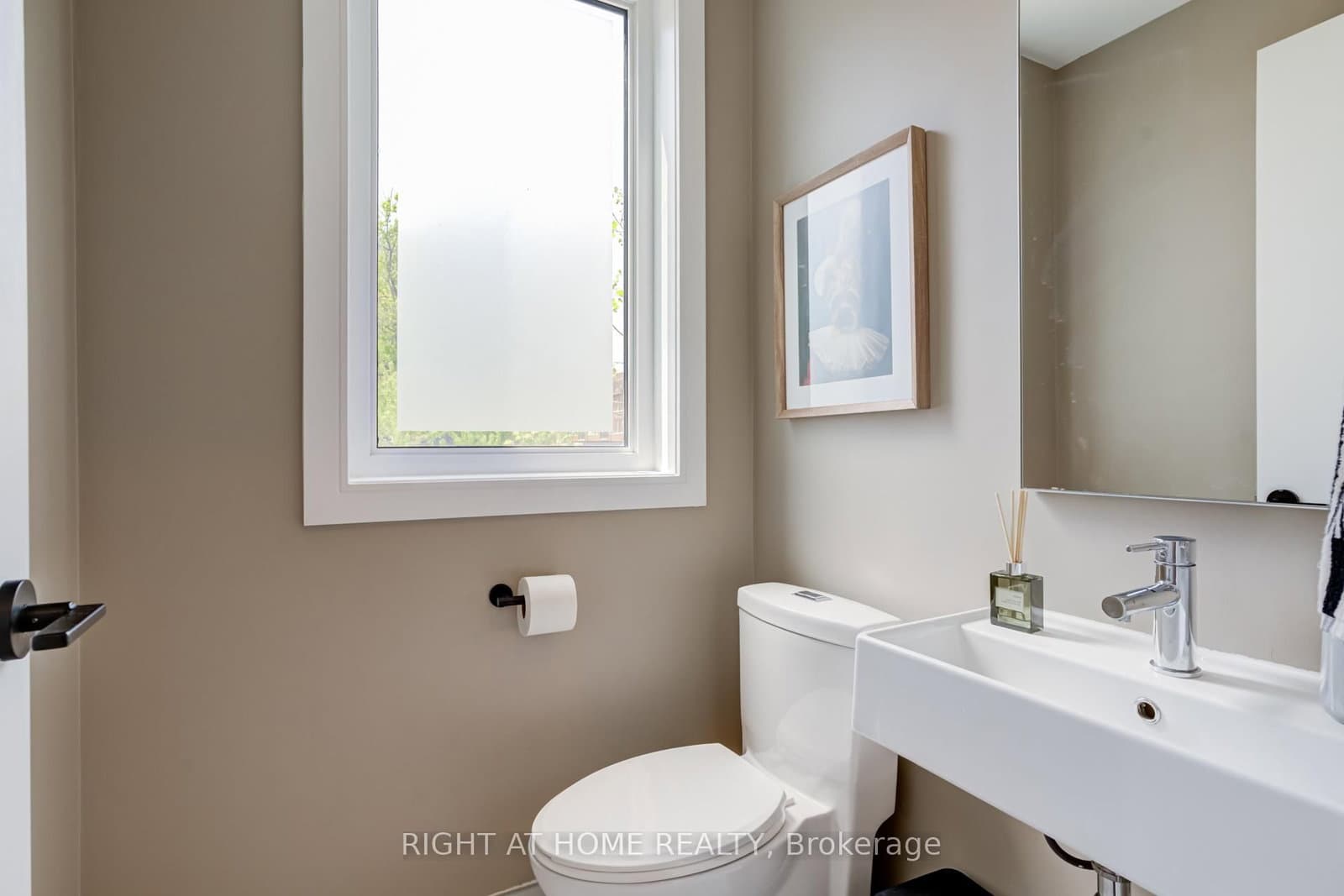 66 Long Branch Avenue, Unit 4 thumbnail 12