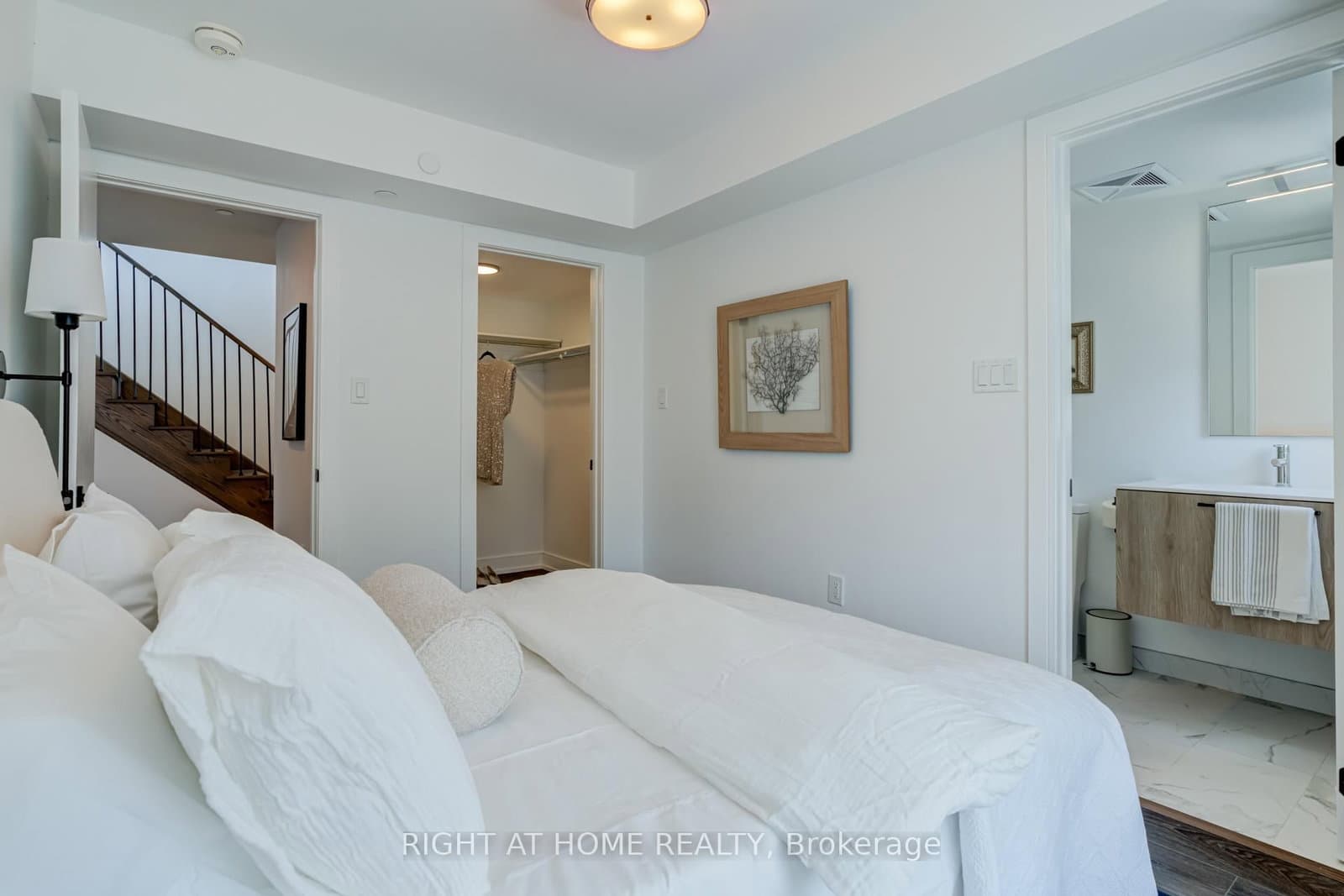 66 Long Branch Avenue, Unit 4 thumbnail 25