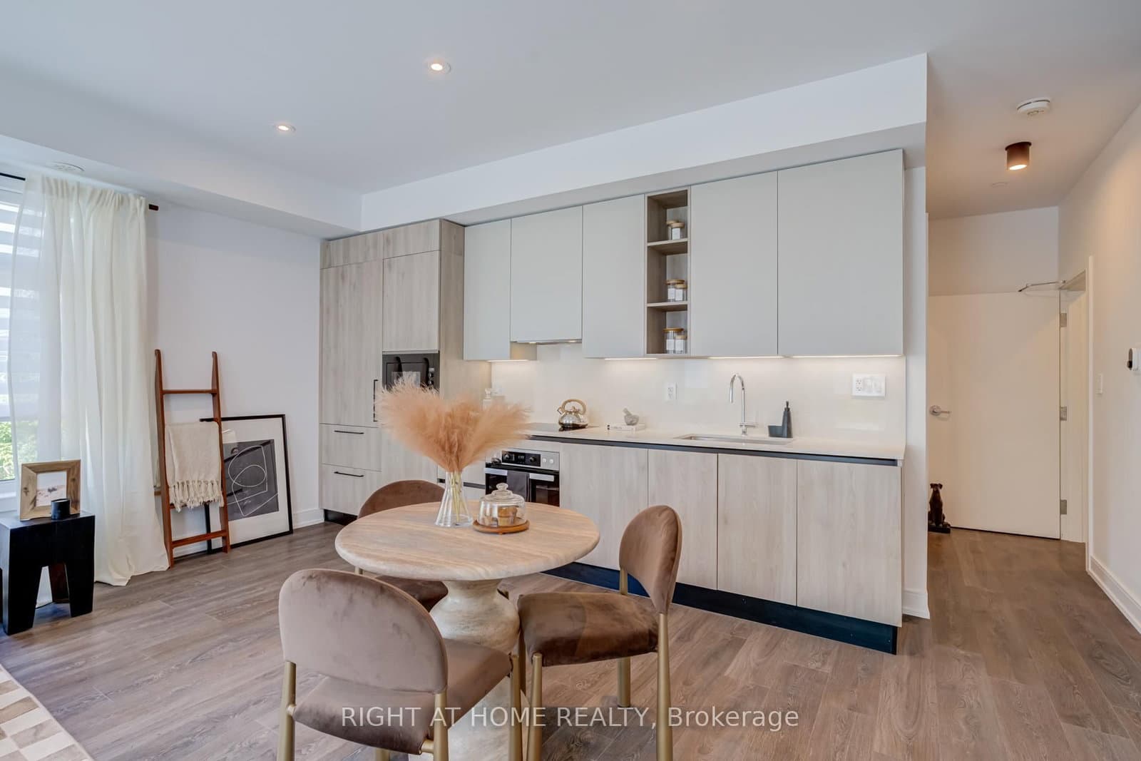 66 Long Branch Avenue, Unit 4 thumbnail 9