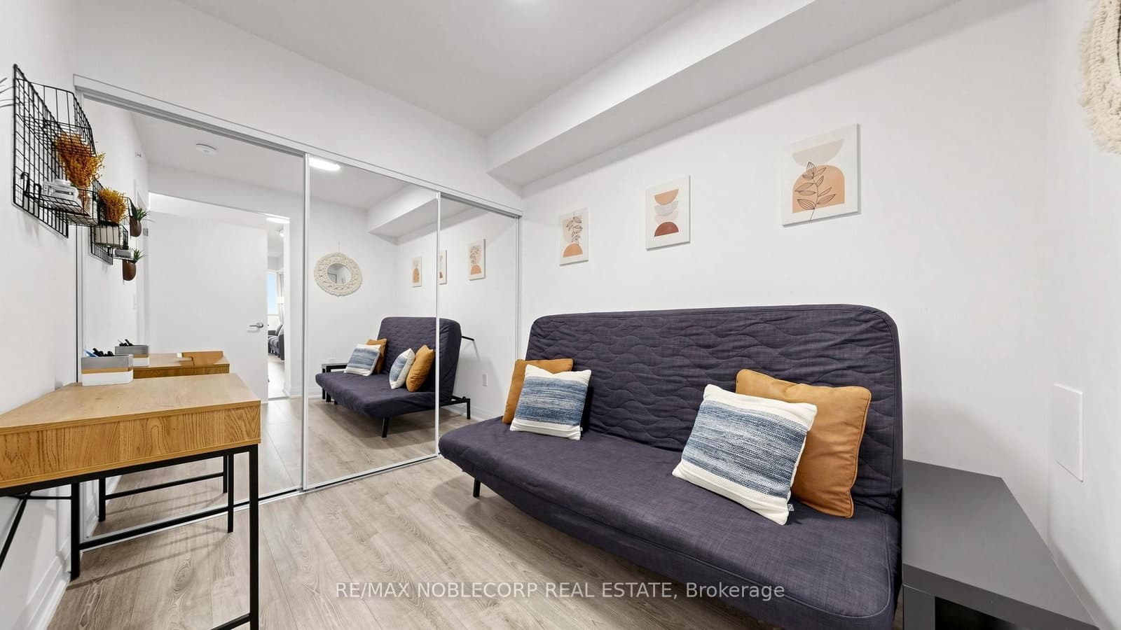 10 Gibbs Road, Unit 616 thumbnail 13