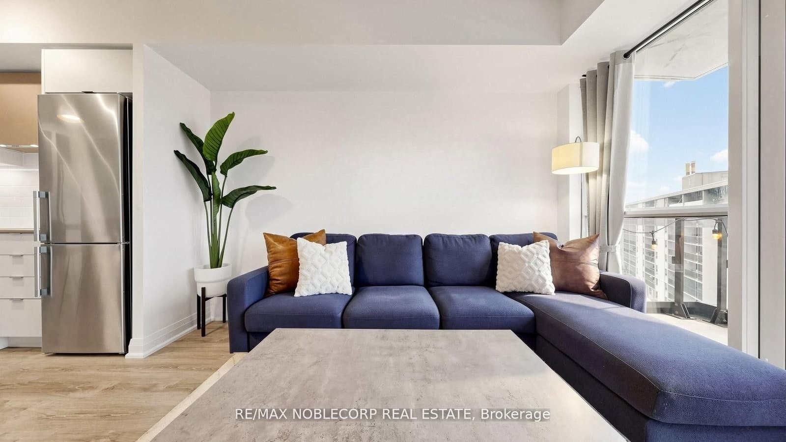 10 Gibbs Road, Unit 616 thumbnail 9