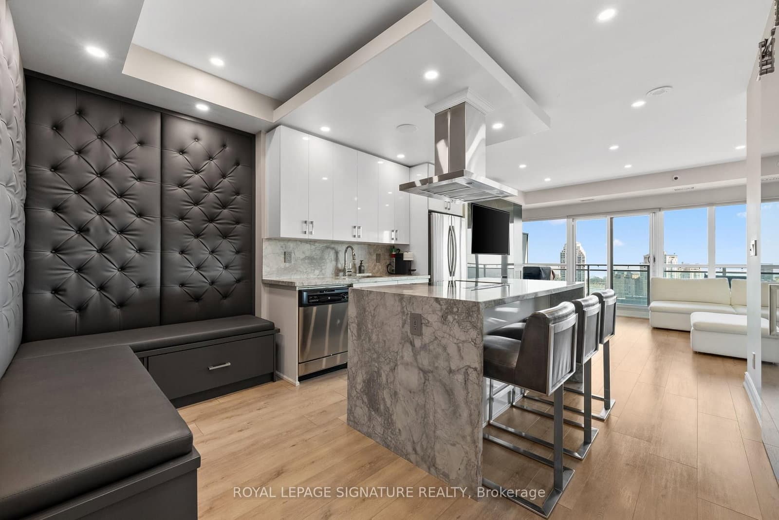 165 Legion Road, Unit 2128 thumbnail 5