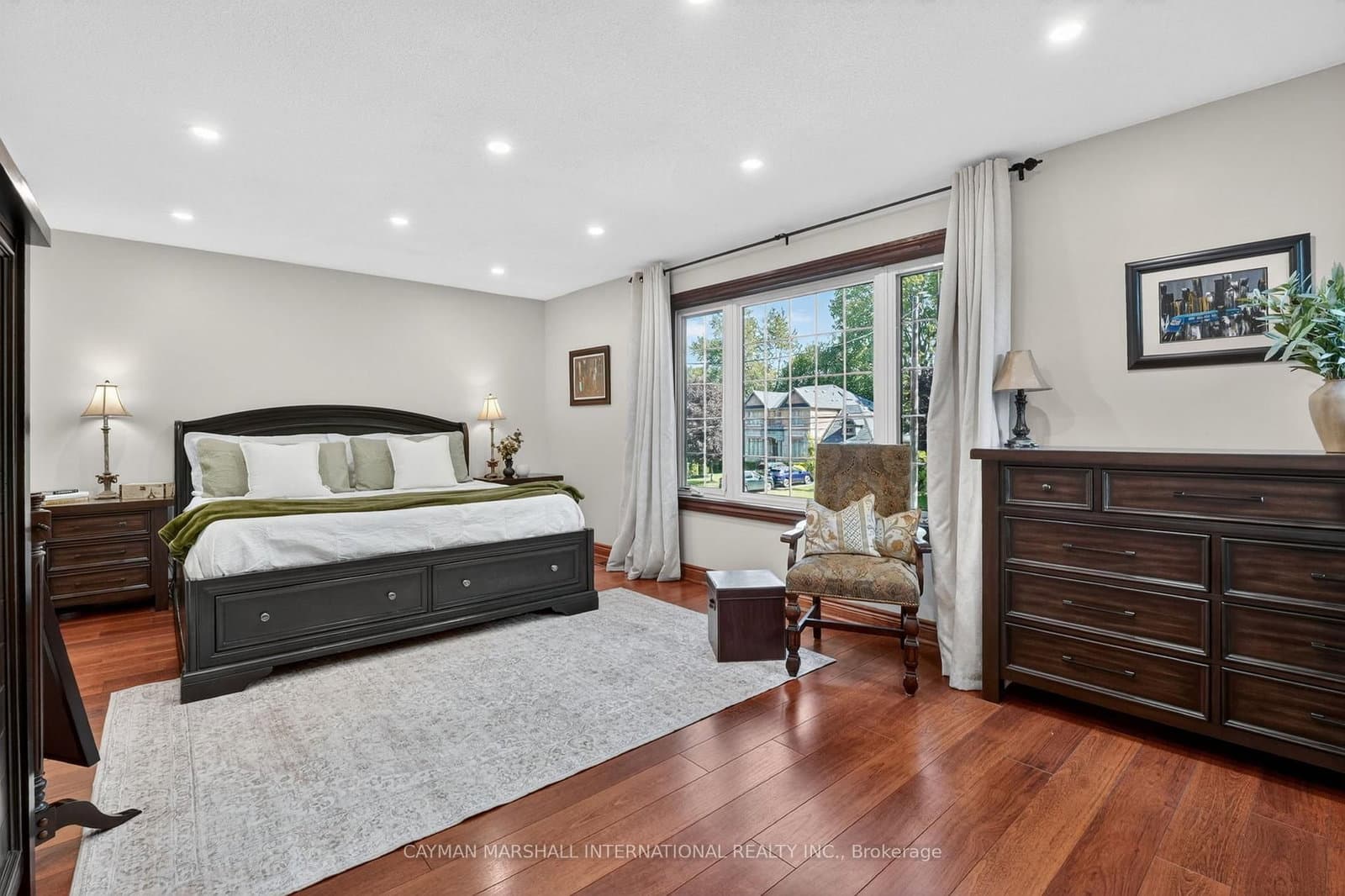 1412 Trotwood Avenue thumbnail 12