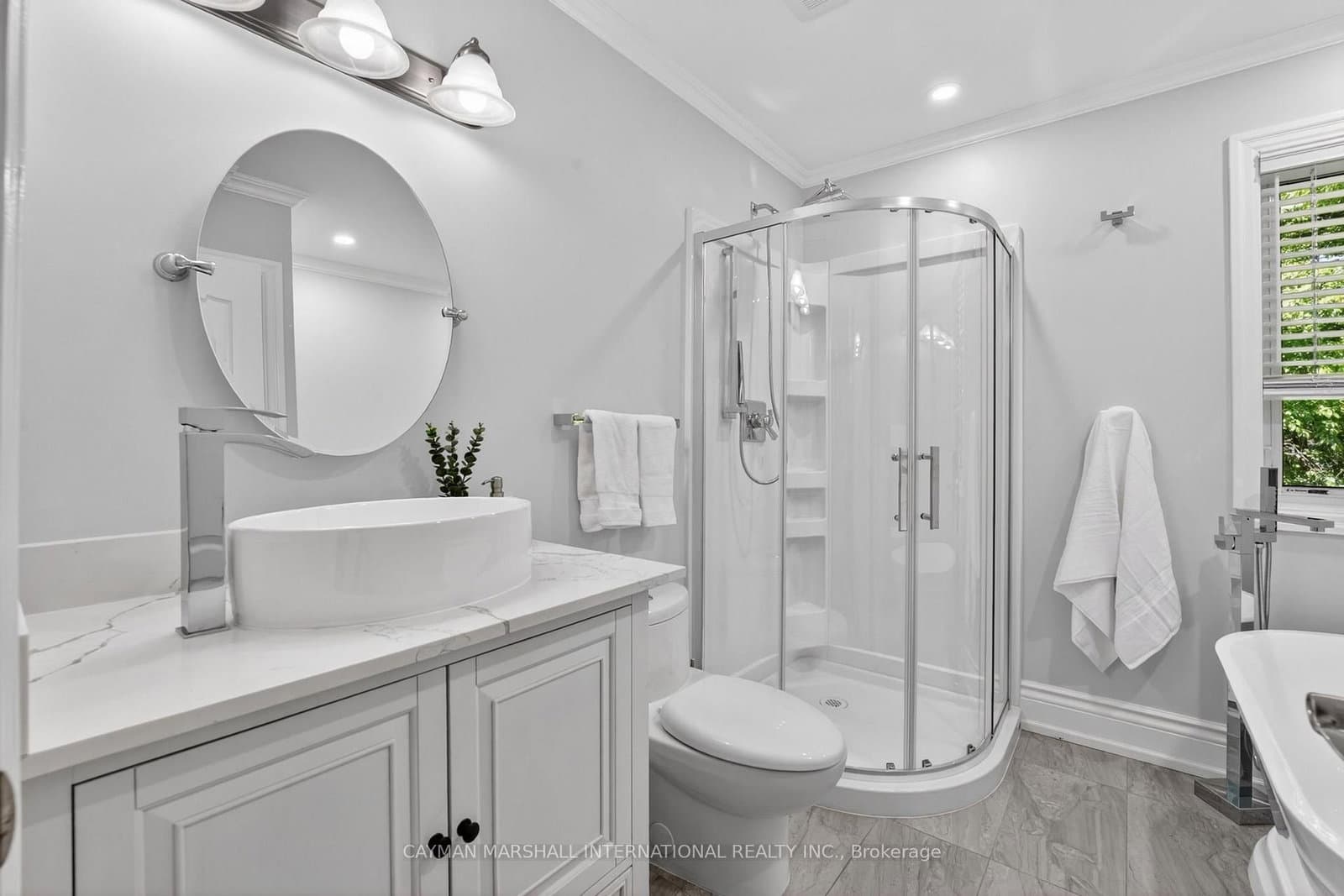 1412 Trotwood Avenue thumbnail 15