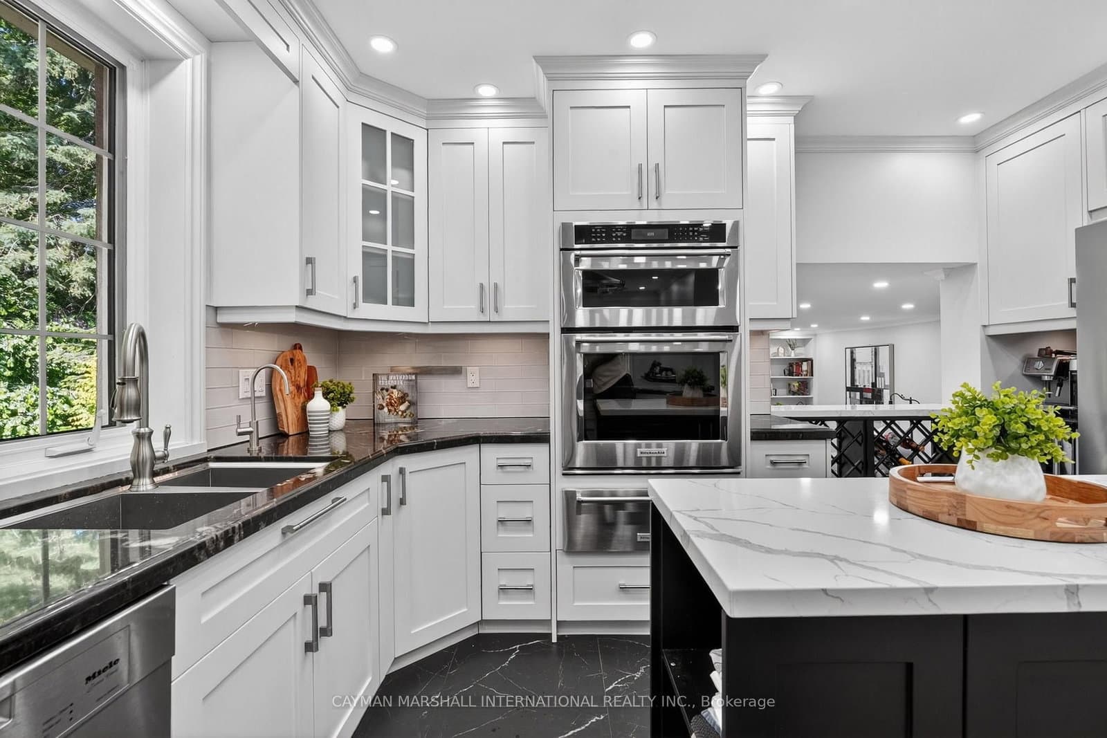 1412 Trotwood Avenue thumbnail 5