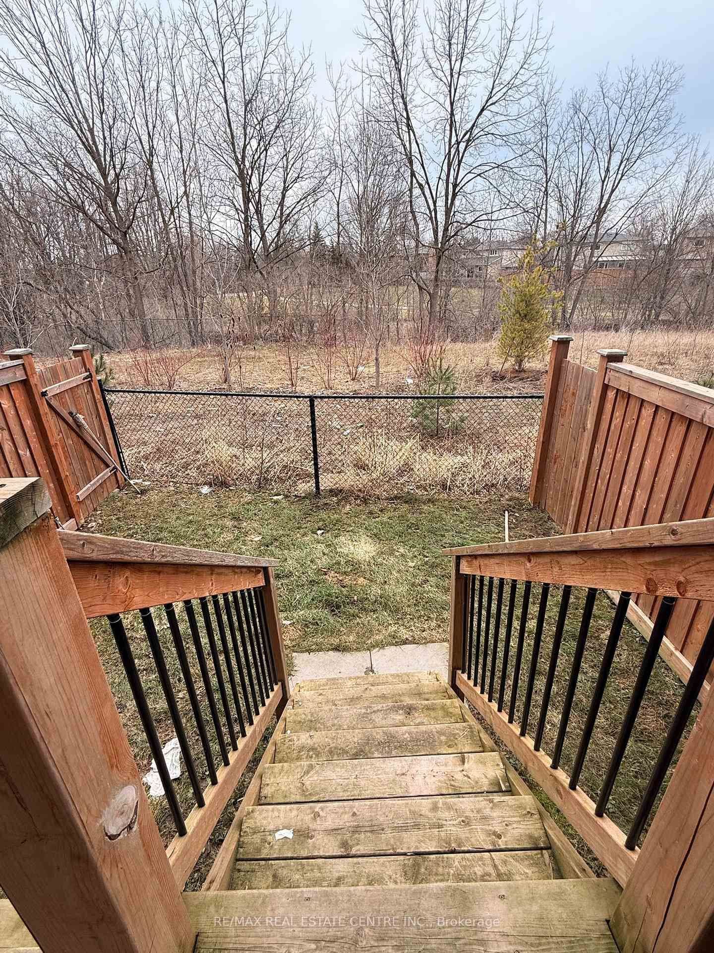 445 Ontario Street, Unit 17 thumbnail 30