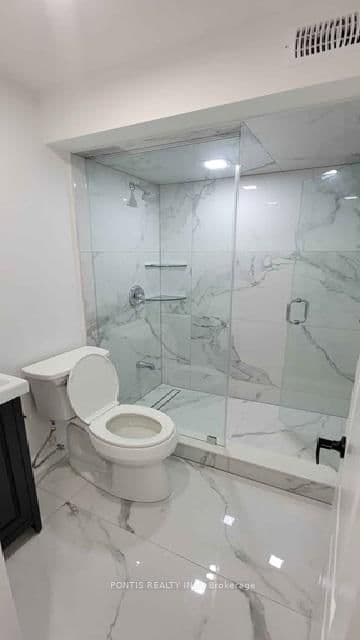 8 Chestermere Crescent S, Unit Lower Level thumbnail 7