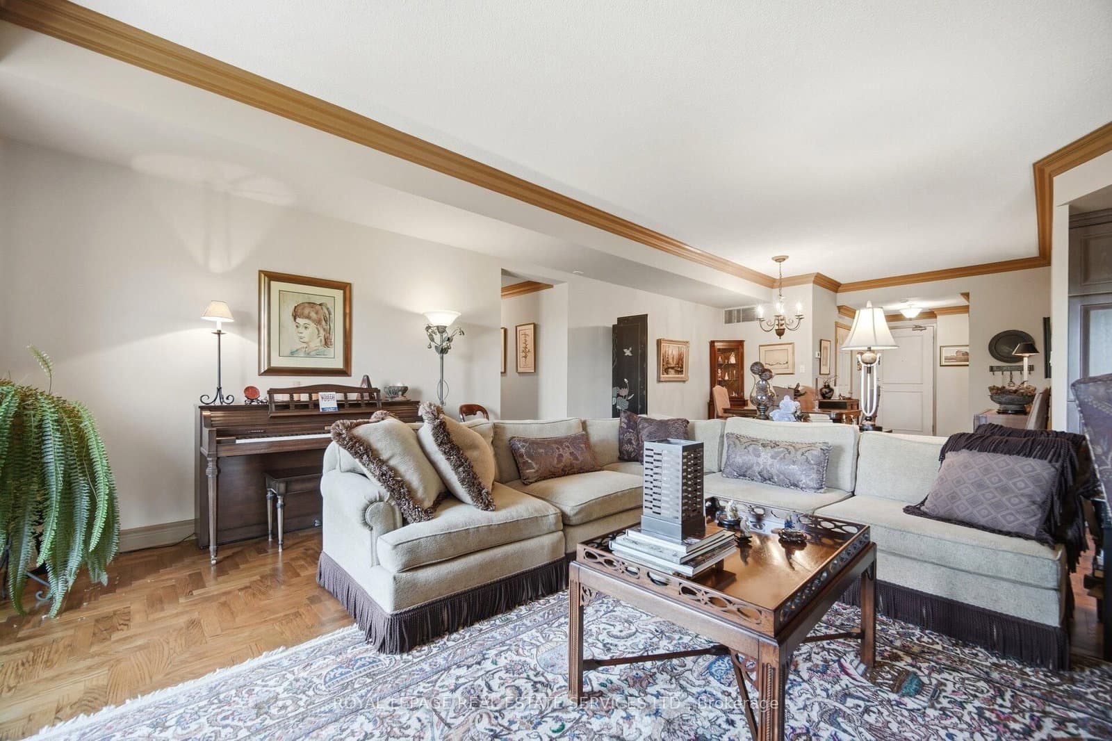 30 Anglesey Boulevard, Unit PH403 thumbnail 15