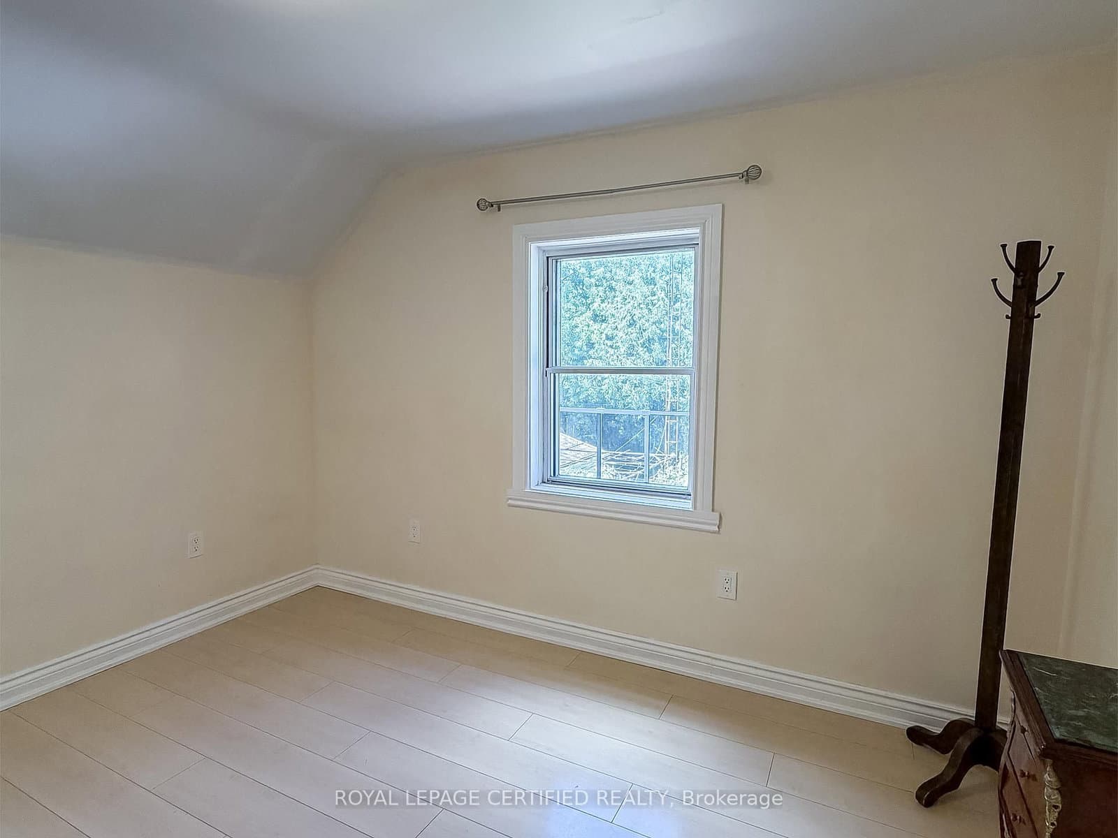 148 Belgravia Avenue, Unit Upper thumbnail 10