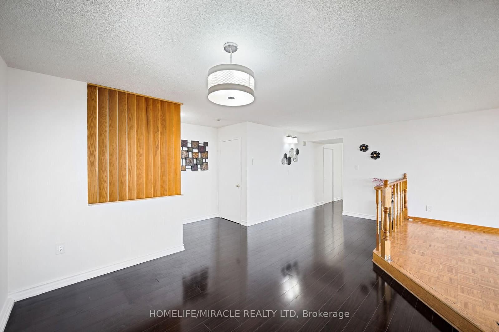 4 Kings Cross Road, Unit 1511 thumbnail 15