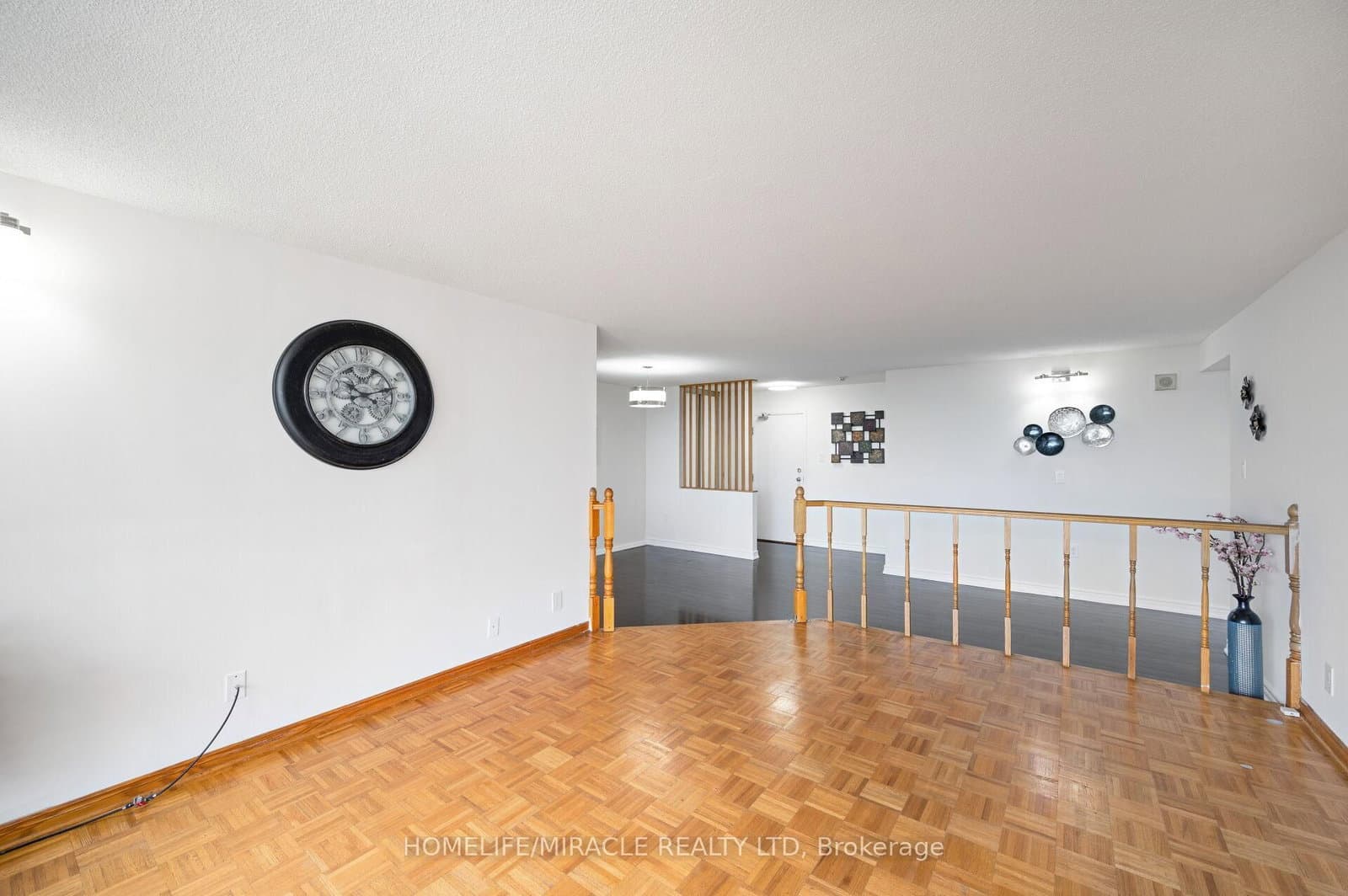 4 Kings Cross Road, Unit 1511 thumbnail 17