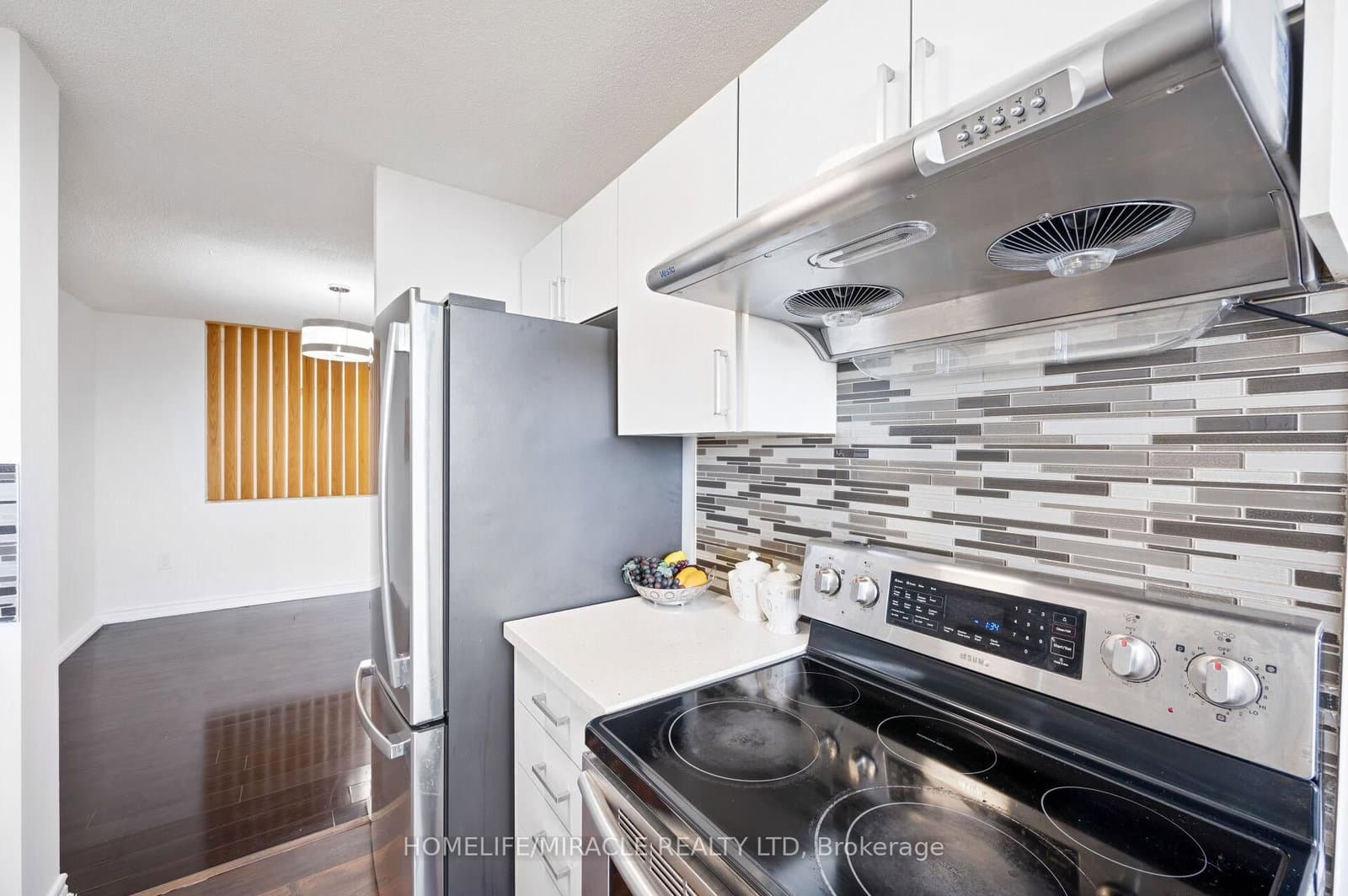 4 Kings Cross Road, Unit 1511 thumbnail 25