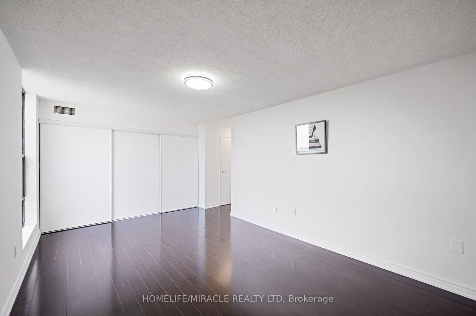 4 Kings Cross Road, Unit 1511 thumbnail 33
