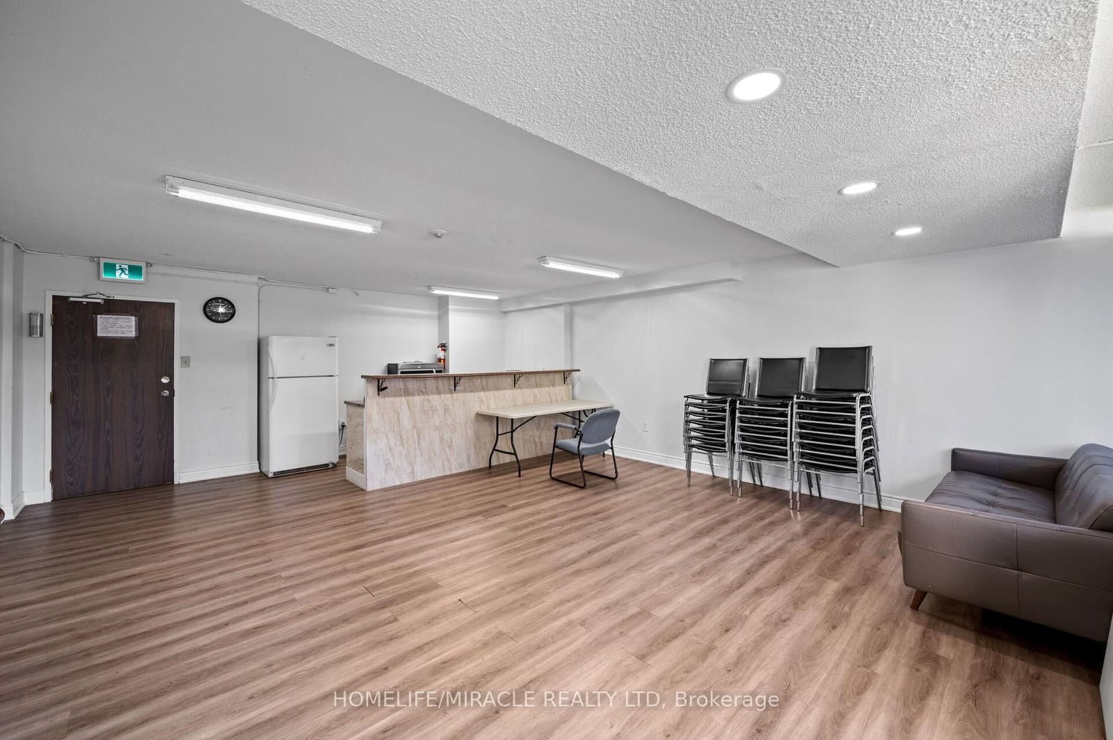 4 Kings Cross Road, Unit 1511 thumbnail 49