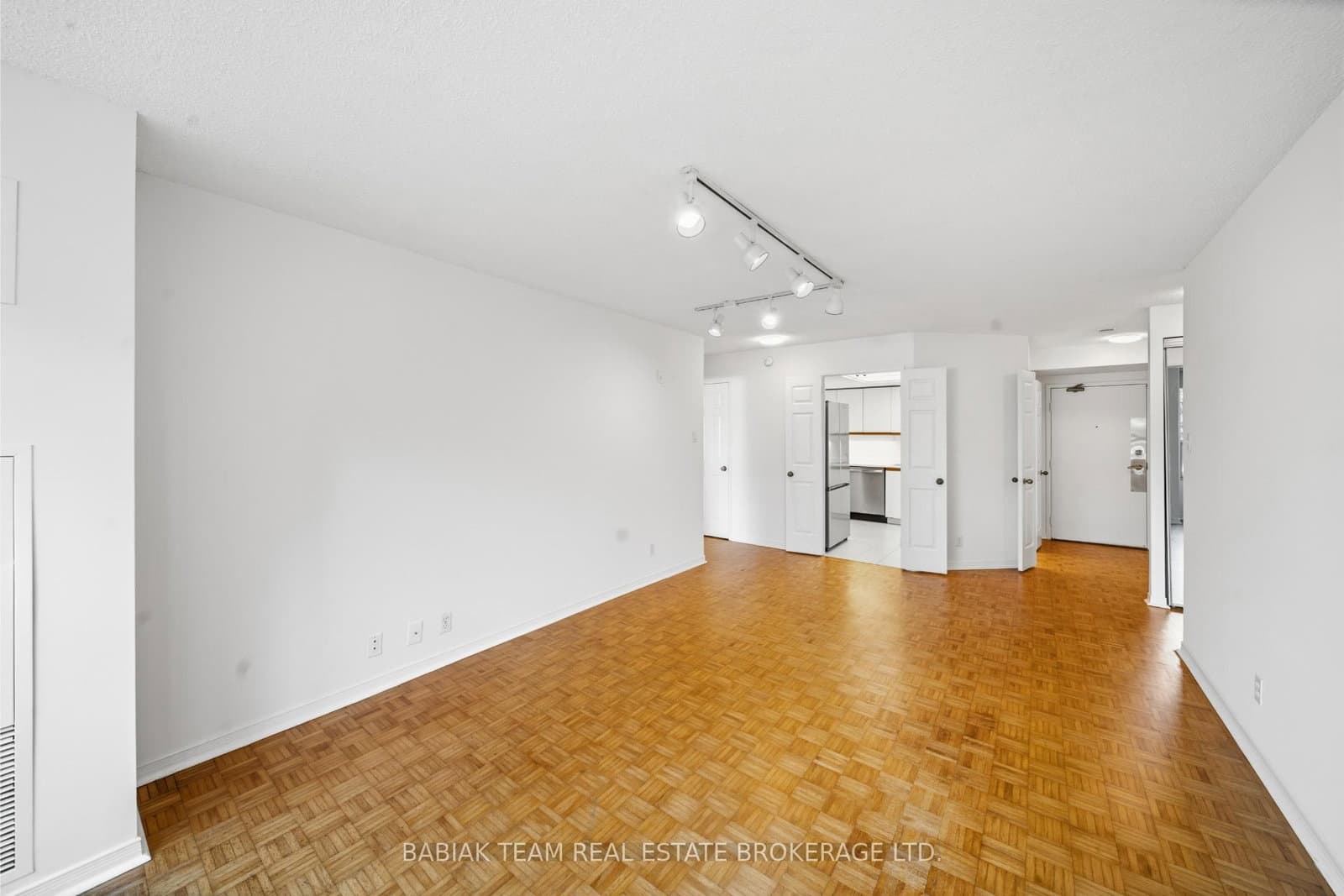 6 Humberline Drive, Unit 202 thumbnail 12