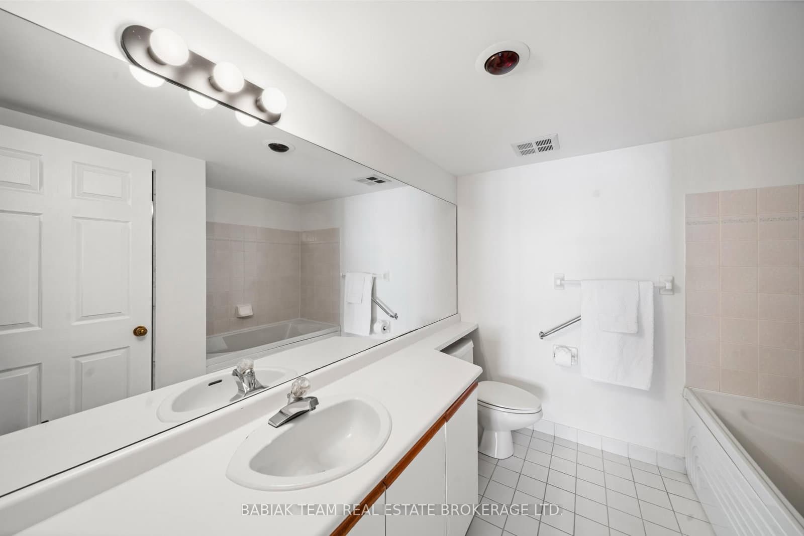 6 Humberline Drive, Unit 202 thumbnail 24